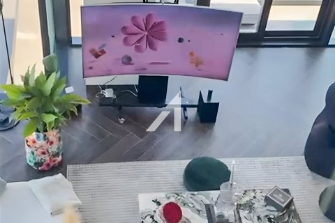 Квартира с 3 спальнями в Zabeel, ОАЭ №140127 19