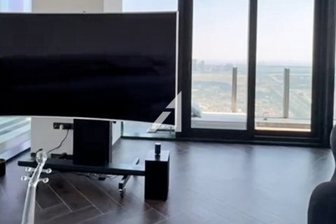 Квартира с 3 спальнями в Zabeel, ОАЭ №140127 8