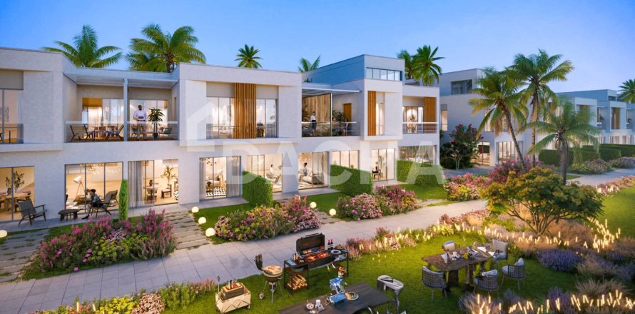 4 bedrooms Townhouse in Dubai Investment Park, UAE No. 164721
