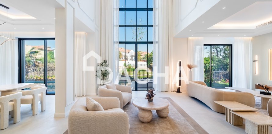 4 bedrooms Villa in Jumeirah Islands, UAE No. 164719