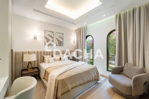 4 bedrooms Villa in Jumeirah Islands, UAE No. 164719 15