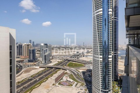 2 bedrooms Apartment in Business Bay, UAE No. 191760 18