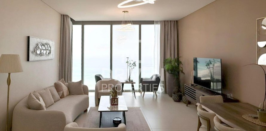 2 bedrooms Apartment in 5242, UAE No. 191762