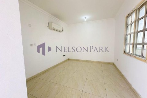6 bedrooms Villa in Doha, Qatar No. 58229 15