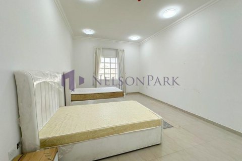 6 bedrooms Villa in Doha, Qatar No. 58229 6