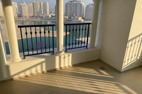 2 bedrooms Apartment in Doha, Qatar No. 58215 3