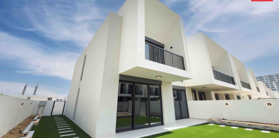 Townhouse de 4 dormitorios No. 115285