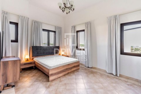 Appartement de Studio No. 121575 10