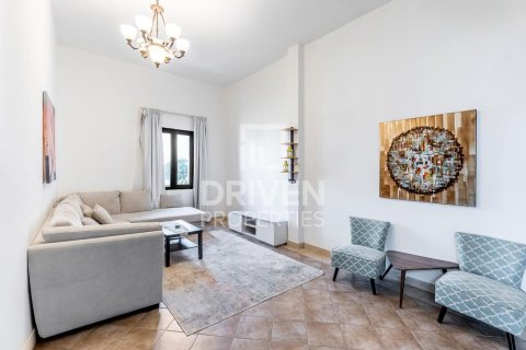 Appartement de Studio No. 121575 3