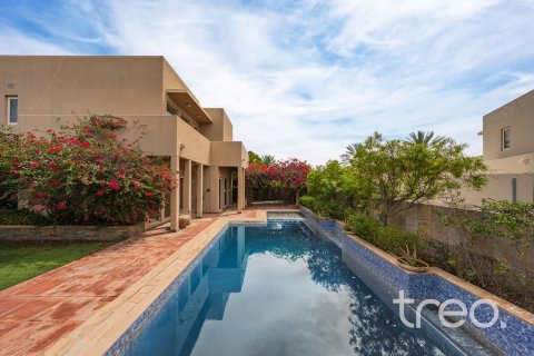 Villa de 3 dormitorios en Saheel, UAE No. 186623 3