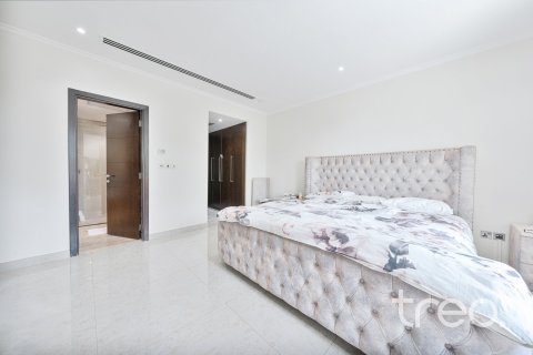 Villa de 3 chambres à Legacy, UAE No. 186629 21