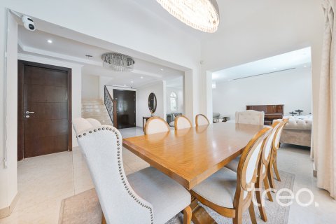 Villa de 3 chambres à Legacy, UAE No. 186629 9