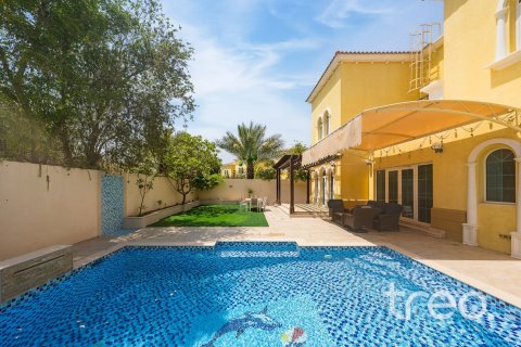 Villa de 3 chambres à Legacy, UAE No. 186629 25