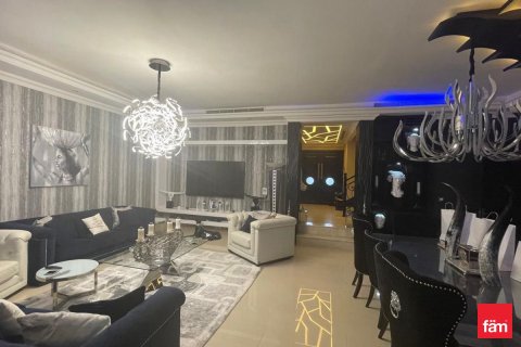 4 غرف نوم فيلا في دبي, الإمارات العربية المتحدة رقم 162780 6
