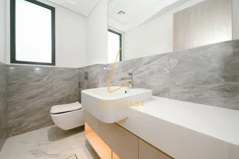 Villa de 5 dormitorios en Murooj Al Furjan, UAE No. 150285 10