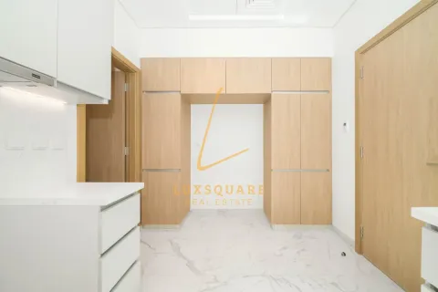 Villa de 5 dormitorios en Murooj Al Furjan, UAE No. 150285 8