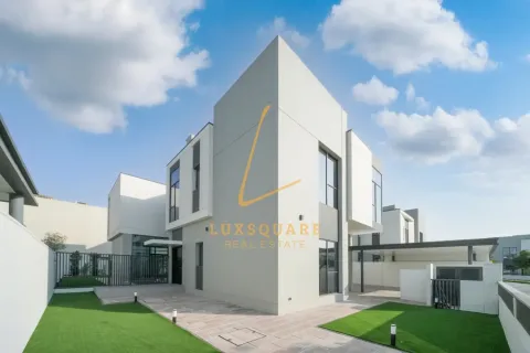 Villa de 5 dormitorios en Murooj Al Furjan, UAE No. 150285 30