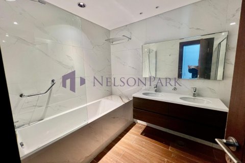 4 bedrooms Duplex in Doha, Qatar No. 58286 11