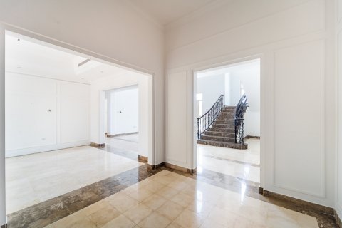 Villa de 4 dormitorios en Jumeirah Islands, UAE No. 183220 8