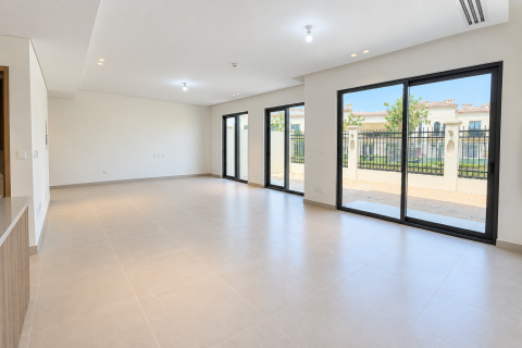 Townhouse de 3 chambres à Khalifa City, UAE No. 208894
