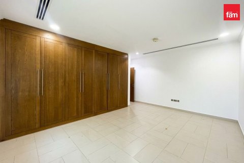 Вилла с 4 спальнями в Jumeirah Park, ОАЭ №207705 8