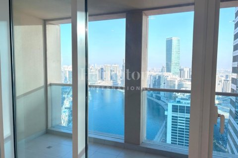 Apartment de 2 dormitorios en Marasi Business Bay, UAE No. 72654 4