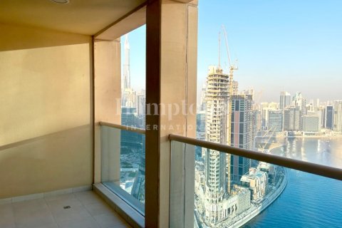 Apartment de 2 dormitorios en Marasi Business Bay, UAE No. 72654 14