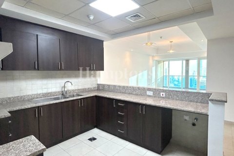 Apartment de 2 dormitorios en Marasi Business Bay, UAE No. 72654 6
