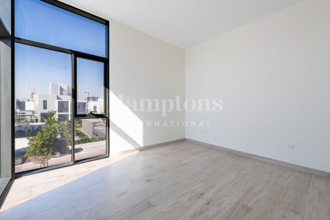 Villa de 4 dormitorios en Murooj Al Furjan, UAE No. 72656 19