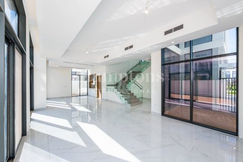 Villa de 4 dormitorios en Murooj Al Furjan, UAE No. 72656 8