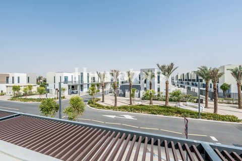 Villa de 3 dormitorios en Joy, UAE No. 72655 20