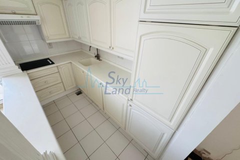 Villa de 5 dormitorios  No. 106971 28