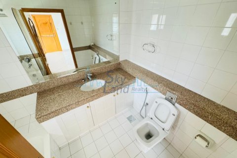 Villa de 5 dormitorios  No. 106971 30