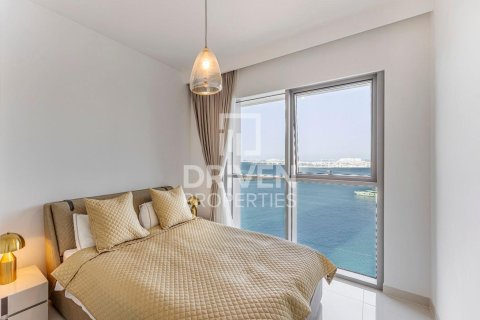 2 bedrooms Apartment in EMAAR Beachfront, UAE No. 138864 3