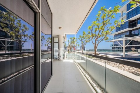 Квартира с 2 спальнями в DAMAC Hills (Akoya by DAMAC), ОАЭ №190483 18
