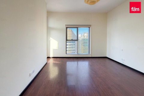 Apartment de 3 dormitorios en Dubai, UAE No. 162616
