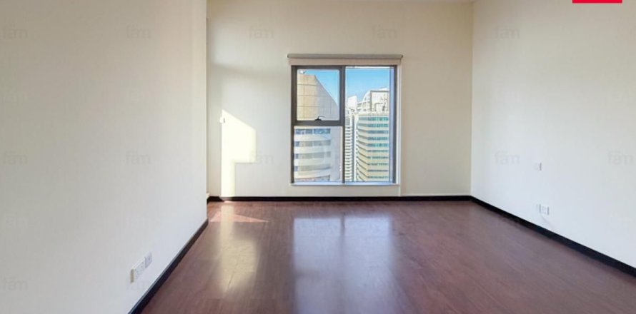 Apartment de 3 dormitorios en Dubai, UAE No. 162616