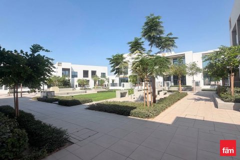 Villa de 3 dormitorios en Dubai, UAE No. 162615 5