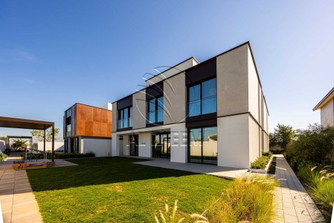 Villa de 5 chambres à Abu Dhabi, UAE No. 150059