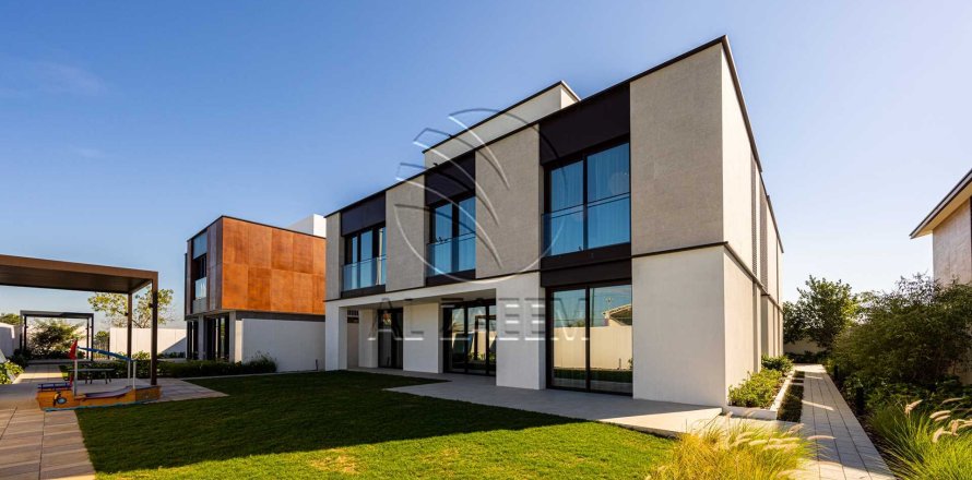 Villa de 5 chambres à Abu Dhabi, UAE No. 150059