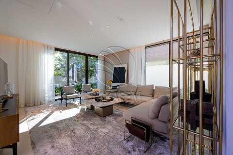 Villa de 5 chambres à Abu Dhabi, UAE No. 150059 10