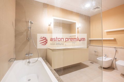 Apartment de 2 dormitorios en Palm Jumeirah, UAE No. 104276 33