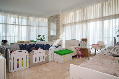 Apartment de 2 dormitorios en Dubai Marina, UAE No. 104261 16