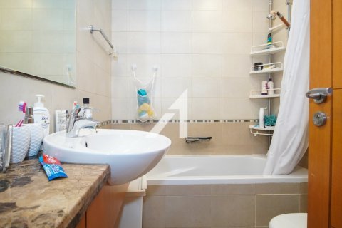 Apartment de 2 dormitorios en Dubai Marina, UAE No. 104261 8