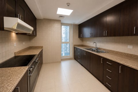 2 bedrooms Apartment in Business Bay, UAE No. 195007 10