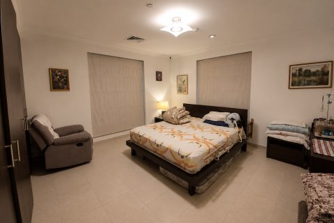 2 bedrooms Apartment in Business Bay, UAE No. 195007 15