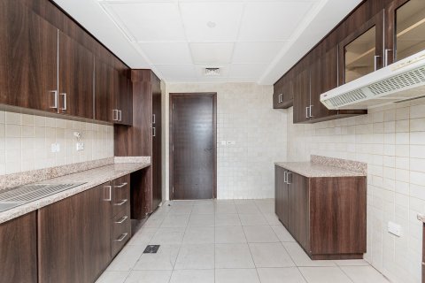 2 bedrooms Apartment in Business Bay, UAE No. 195007 9