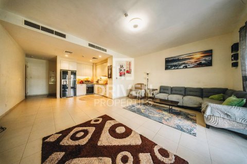 2 bedrooms Apartment in EMAAR South, UAE No. 201938