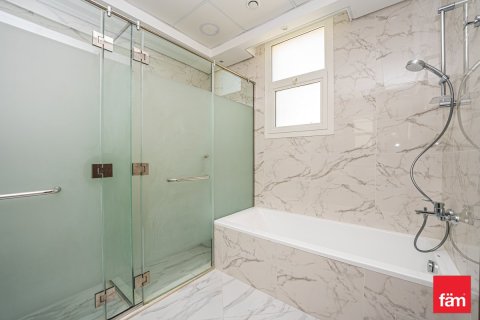 5 bedrooms Villa No. 131199 30