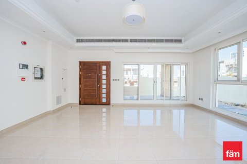 5 bedrooms Villa No. 131199 19